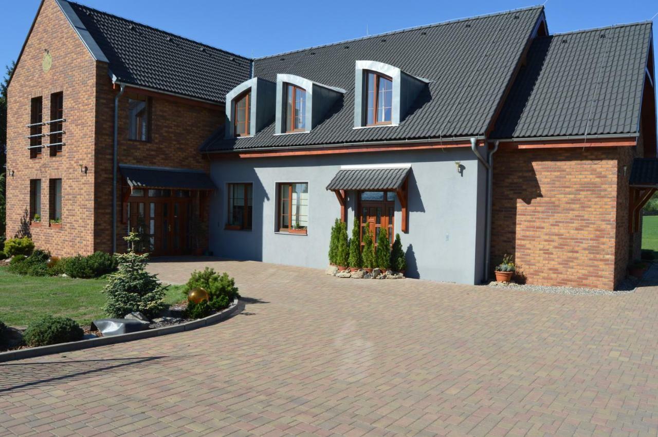 Vila Lípa Nový Bor Exterior foto